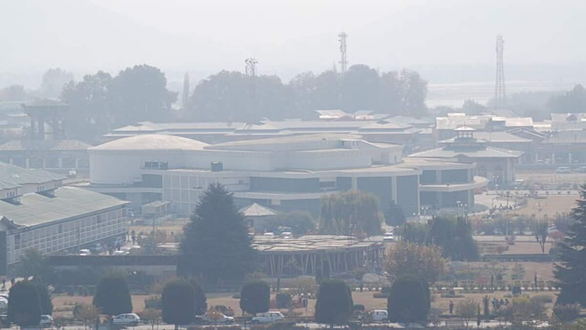 Kashmir University invites applications for PhD admissions 2025; registration open till December 27 (Image: Wikimedia Commons)